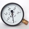 Soporte de cobre amarillo pintado de la parte inferior de la conexión del manómetro de presión del indicador 1 del dial para uso general de acero del MPa 4
